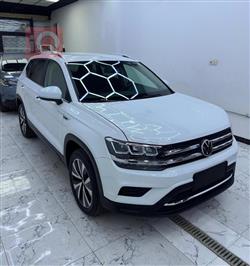 فولكسفاغن تاوس